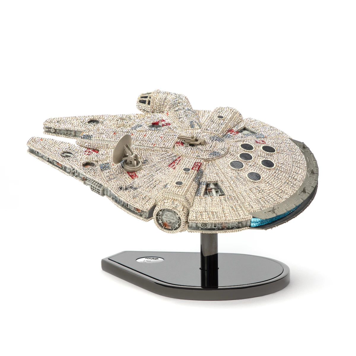 Resim STAR WARS:MILLENNIUM FALCON L.E.