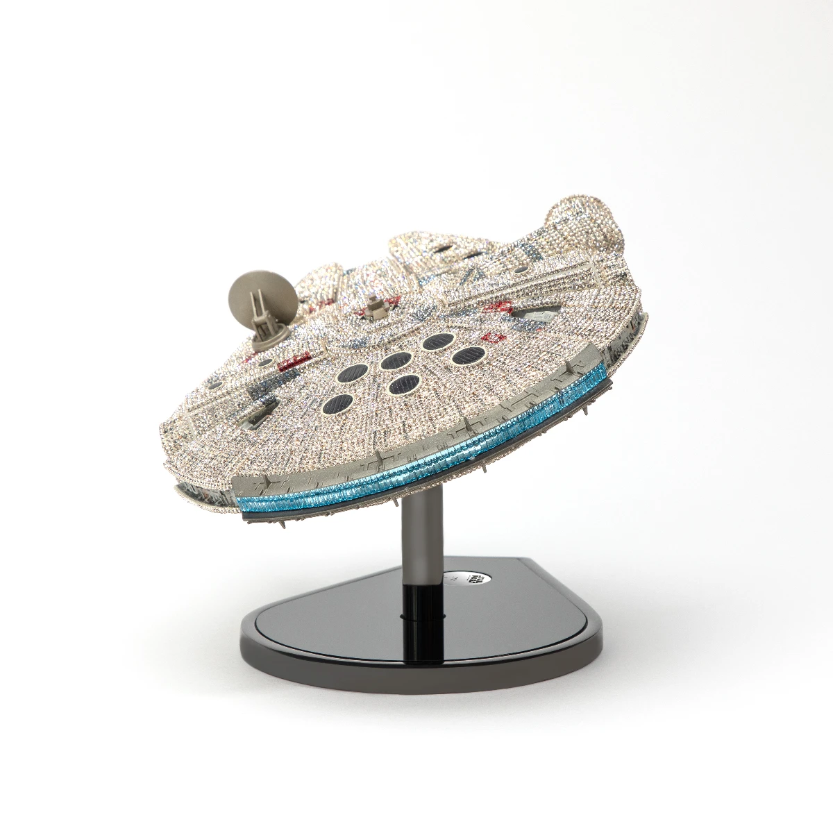 Resim STAR WARS:MILLENNIUM FALCON L.E.
